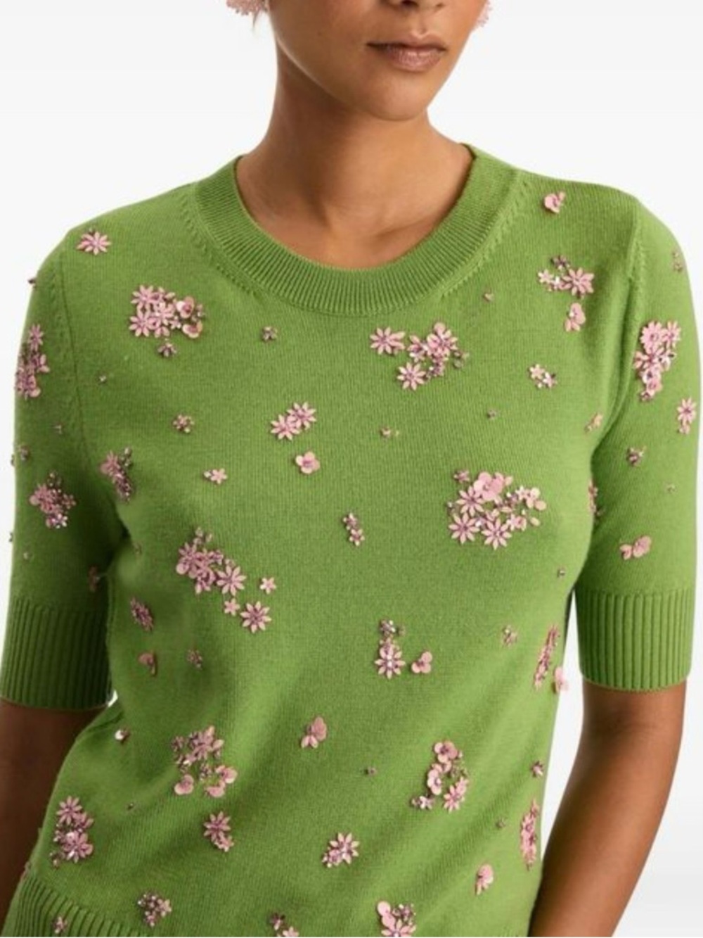 Oscar de la Renta Green Crewneck Sweater with Pink Floral Crystal Embroidery - Picture 2 of 16